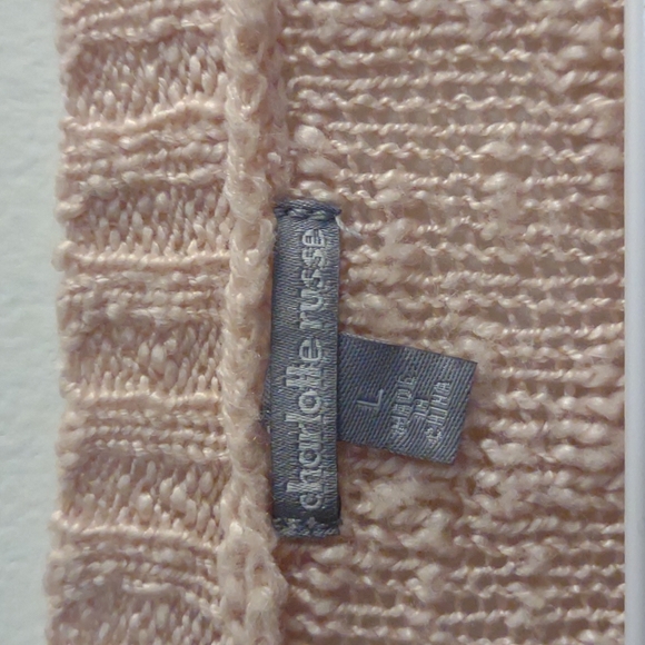 Charlotte Russe Thin Sweater - Picture 2 of 4